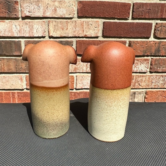 Vintage Stoneware Happy Pig Salt and Pepper Shakers Pottery Japan UCTCI - Picture 2 of 7